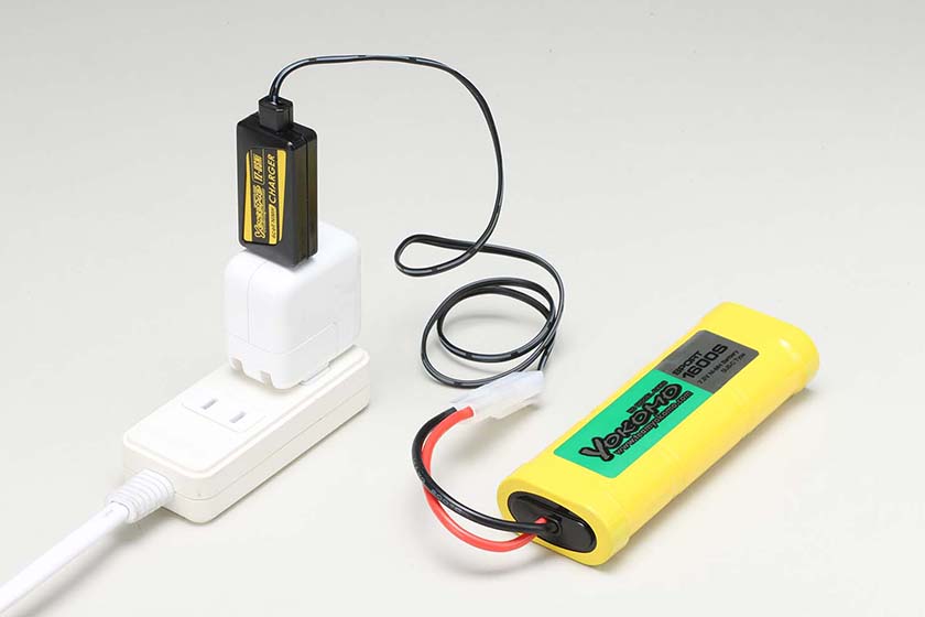 ヨコモ　ドリフトパッケージベース　メカ付き　送信機　充電器セット ドリフトパッケージ RTR PANDEMNISSAN フェアレディZ (RZ34) ジャイロ